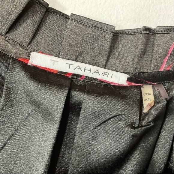 Tahari Dress Red Black Pink Satin Floral Ruffle Satin Size M - Picture 5 of 11